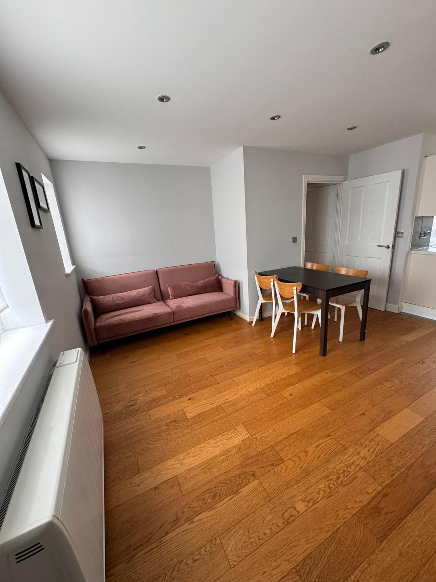 2-Bedroom Flat Walking Distance To Excel London - Perfect Location! Kültér fotó