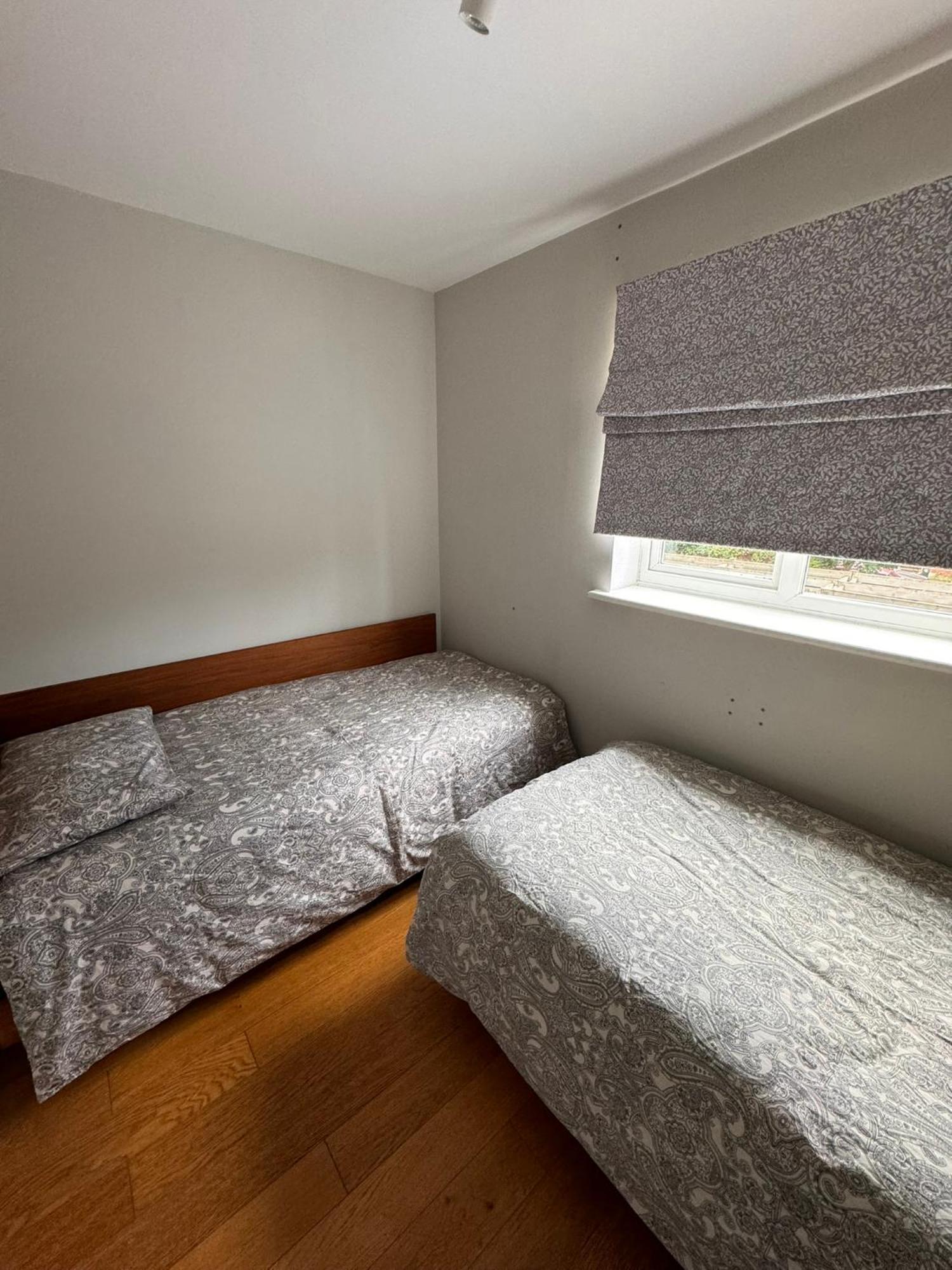 2-Bedroom Flat Walking Distance To Excel London - Perfect Location! Kültér fotó